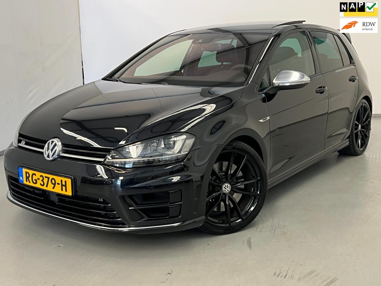 Volkswagen Golf - 2.0 TSI R 4Motion / Pano / Leder / Stoelverwarming - AutoWereld.nl