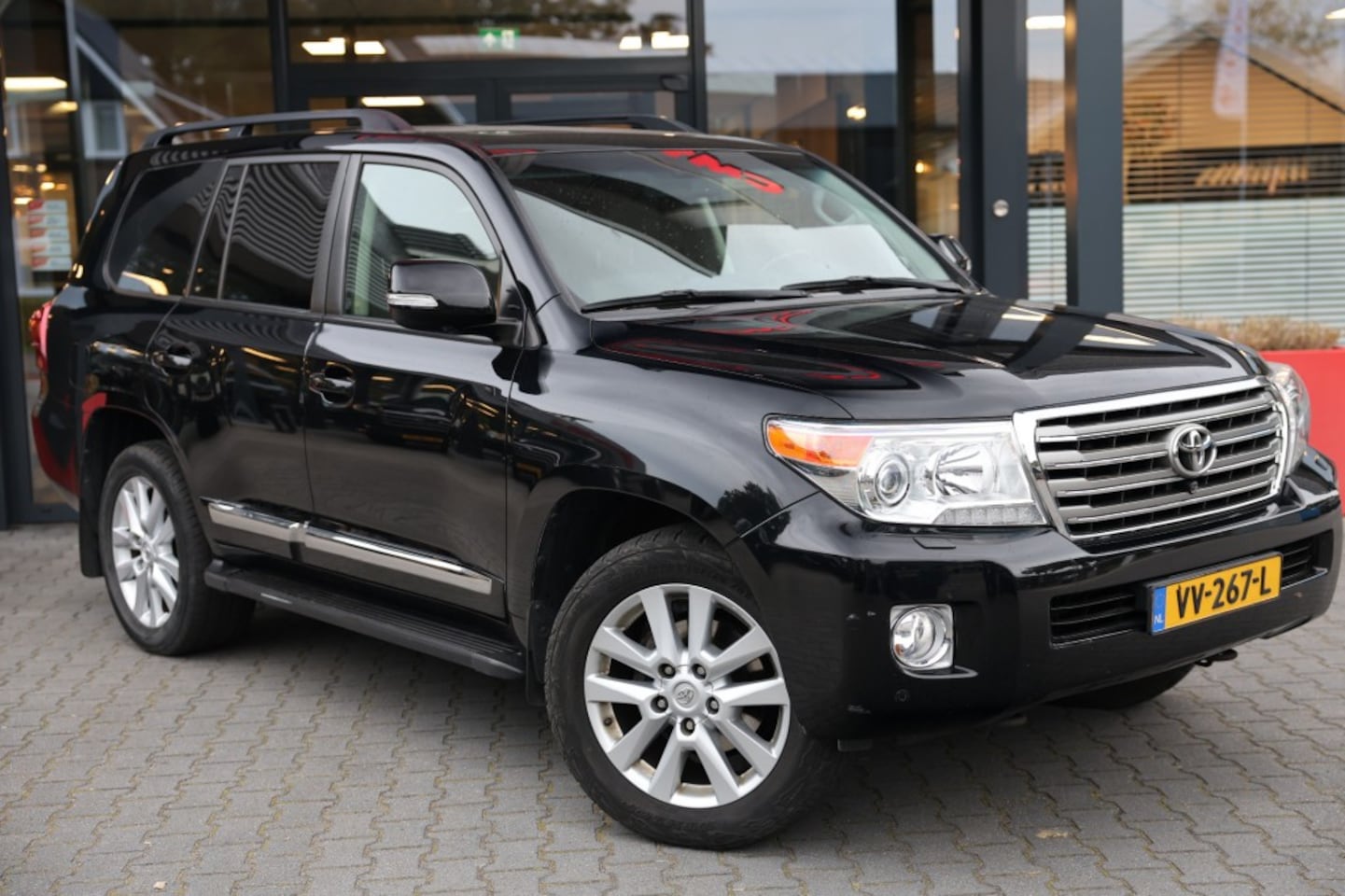 Toyota Land Cruiser V8 - 4.5 D EXECUTIVE A/T VAN - AutoWereld.nl