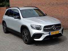 Mercedes-Benz 180 - Glb-klasse 180 AMG LINE automaat