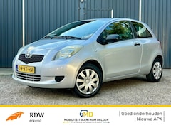 Toyota Yaris - 1.0 VVTI SPIRIT / Dealer onderhouden / Nieuwe APK /