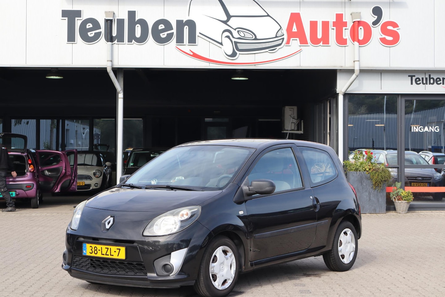 Renault Twingo - 1.2-16V Authentique Airco, Radio cd speler, Elektrische ramen - AutoWereld.nl