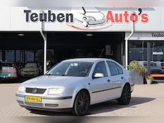 Volkswagen Bora - 2.0 Airco, Elektrische ramen, Trekhaak, APK tot 31-07-2026