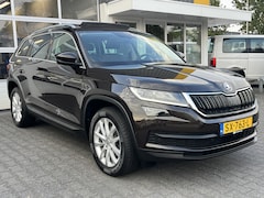 Skoda Kodiaq - 1.4 TSI DSG Automaat Style Business 7p. ACC Panoramadak Trekhaak wegklapbaar Canton