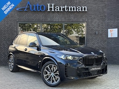 BMW X5 - xDrive50e M Sport 4WBESTURING|HARMANKARDON|TREKHAAK|CARBONZWART