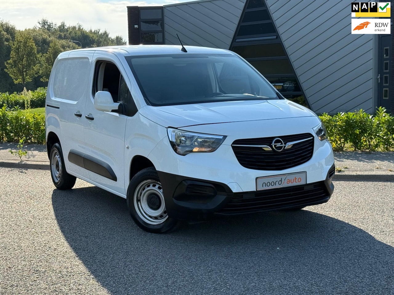 Opel Combo - 1.2 Turbo L1H1 Selection 1.2 Turbo L1H1 Selection - AutoWereld.nl