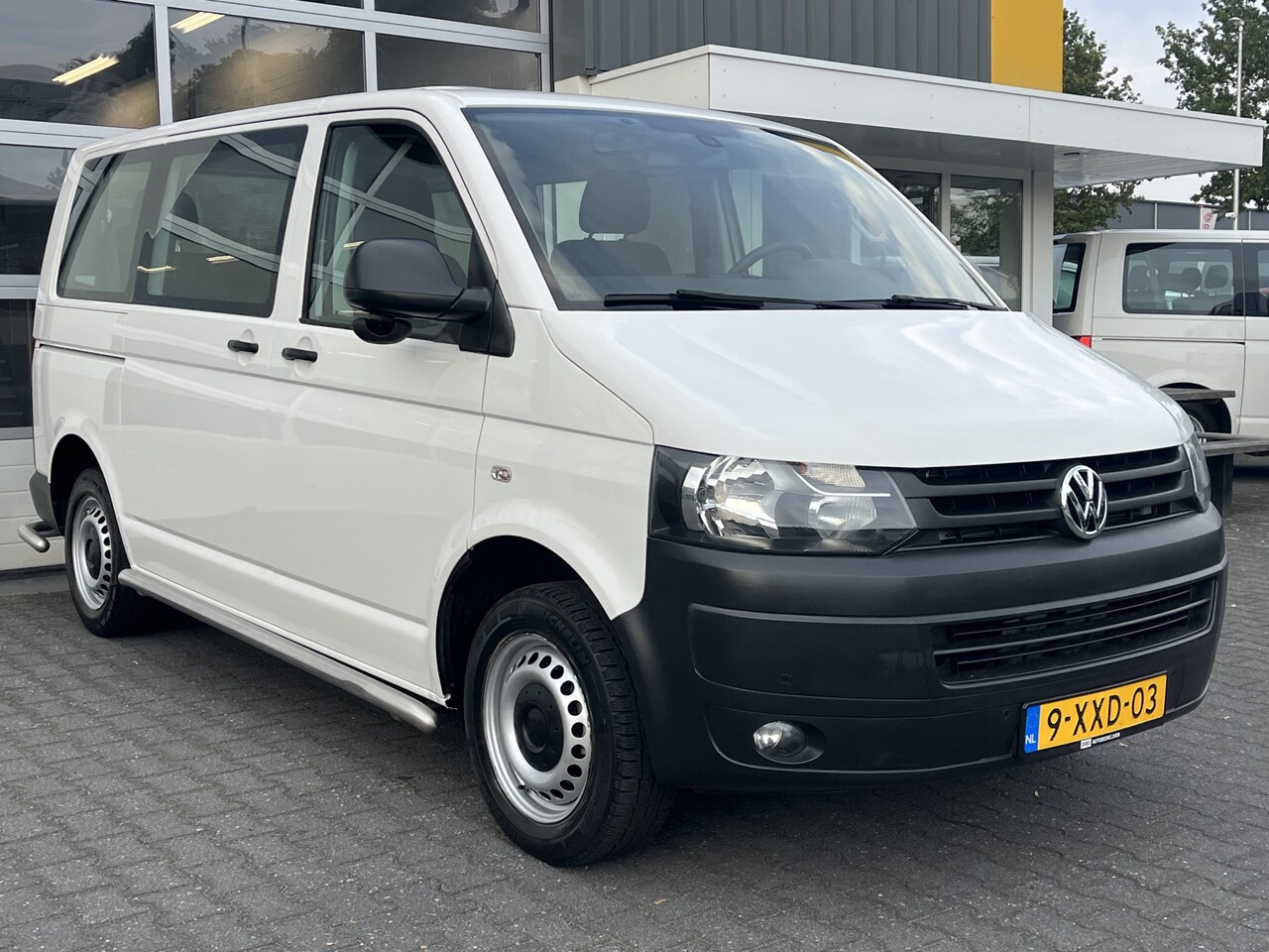 Volkswagen Transporter Kombi - 2.0 TDI DSG Automaat L1H1 BTW en BPM vrij Airco Cruise control Trekhaak PDC 1e eigenaar Eu - AutoWereld.nl