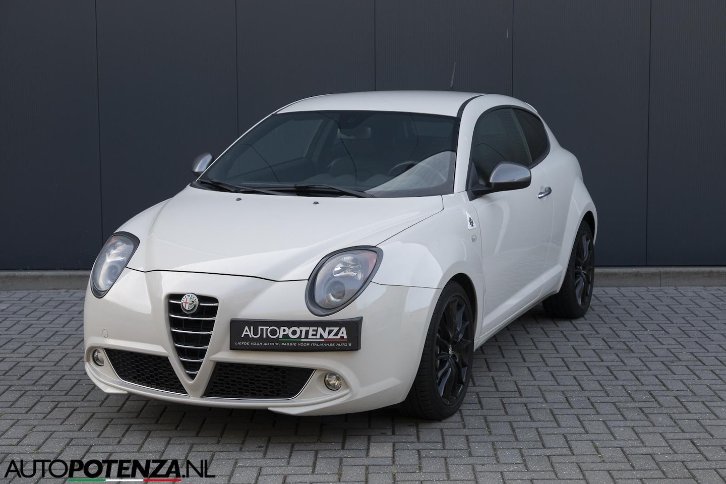 Alfa Romeo MiTo - 1.4 T Quadrifoglio Verde 170PK 18'' PDC QV - AutoWereld.nl