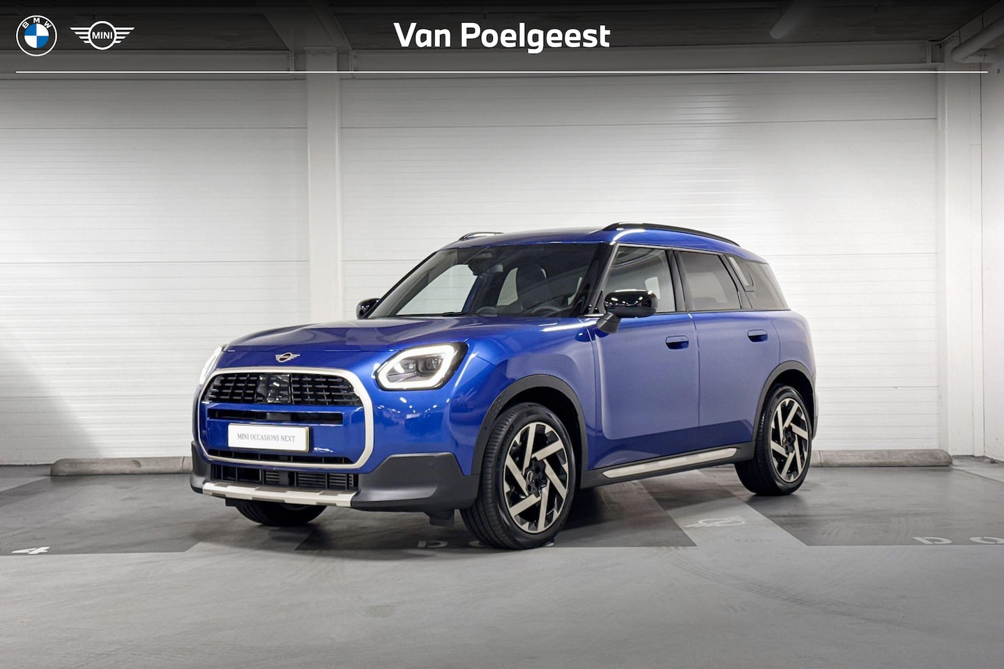 MINI Countryman - C | Favoured Uitvoering | Pakket M | 19" Kaleido Spoke 2-tone - AutoWereld.nl