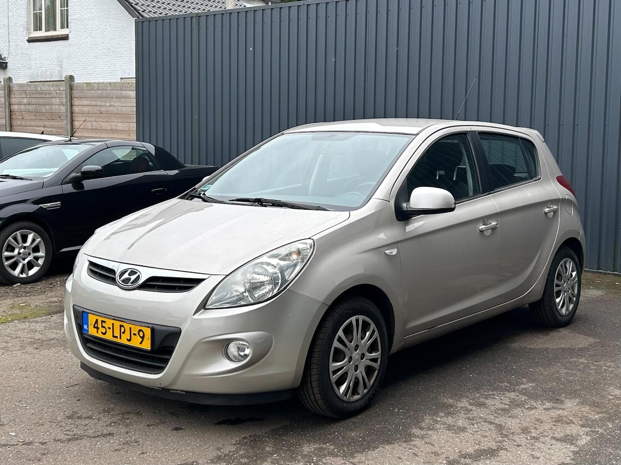 Hyundai i20 - 1.4i DynamicVersion 1.4i DynamicVersion - AutoWereld.nl