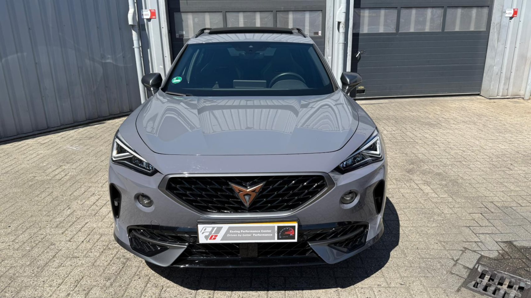 CUPRA Formentor - 1.4 e-Hybrid VZ Performance Pano, dealer onderhouden - AutoWereld.nl