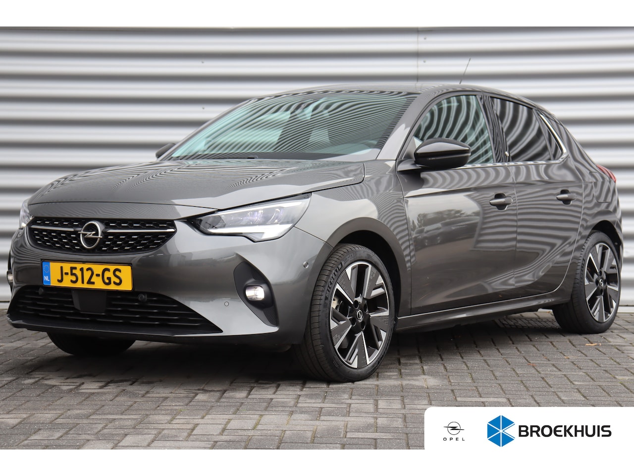 Opel Corsa-e - EV 136PK ELEGANCE LAUNCH EDITION AUTOMAAT / NAVI / LEDER / CLIMA / PDC / 17" LMV / CAMERA - AutoWereld.nl