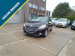 Peugeot 208 - 1.2 VTi Style