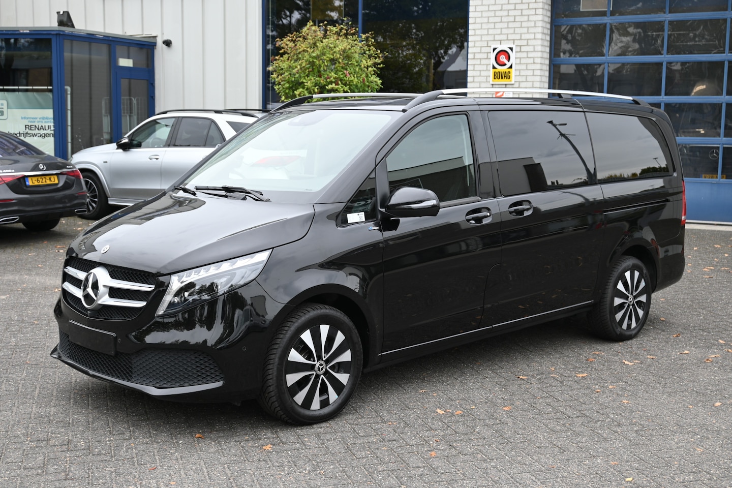Mercedes-Benz V-klasse - 250d L2 Incl BPM en BTW 7 zitplaatsen - AutoWereld.nl