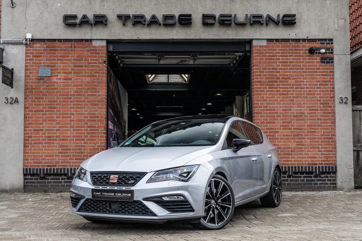 SEAT Leon - 2.0 TSI CUPRA Pano / DCC / Beats - AutoWereld.nl
