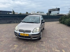 Toyota Yaris - 1.3 VVT-i Idols