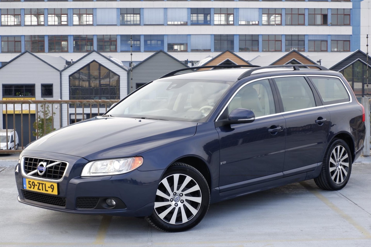 Volvo V70 - 1.6 T4 180PK Limited Edition Automaat * NL AUTO * - AutoWereld.nl