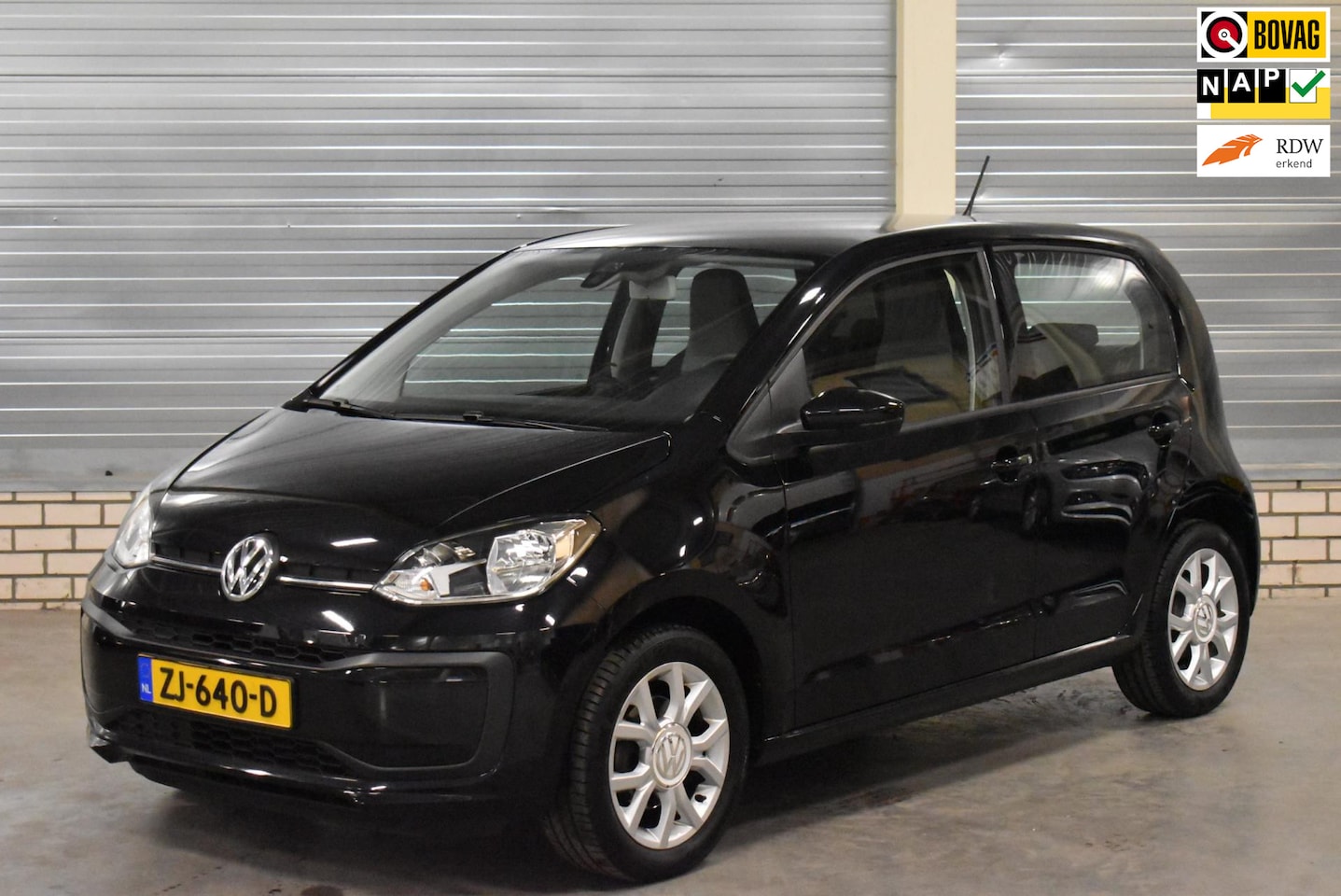 Volkswagen Up! - 1.0 BMT move up! + Apple Carplay|Blueooth|LM Velgen|Airco| - AutoWereld.nl