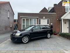 Toyota Avensis Wagon - 2.0 VVTi Luna