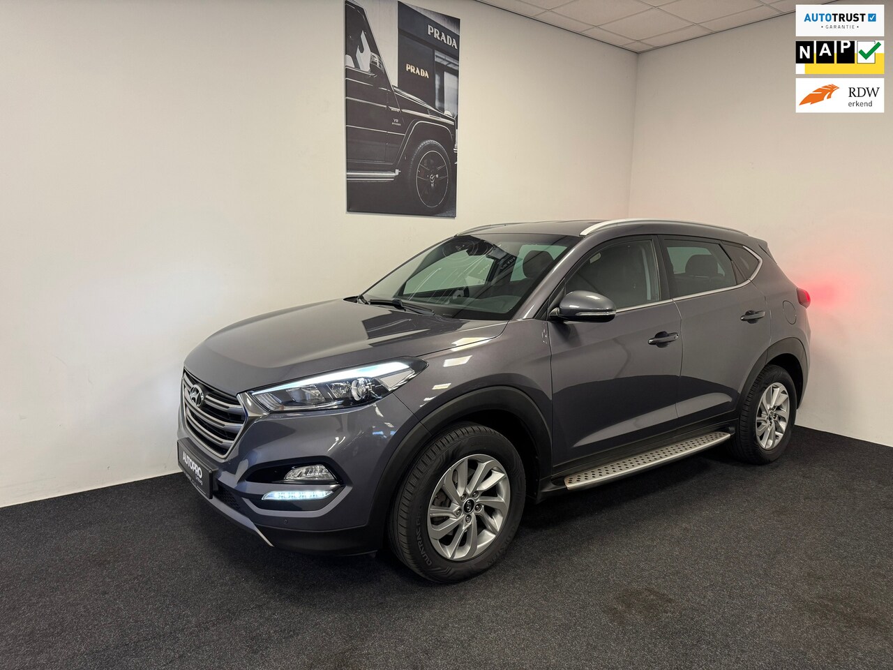 Hyundai Tucson - 1.6 GDi Premium // Leder // Keyless // Lane - AutoWereld.nl