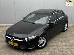 Mercedes-Benz A-klasse - A180 BUSINESS SOLUTION STOELVERWARMING FULL SCREEN NEDERLANDSE AUTO TREKHAAK NAP EERSTE EI