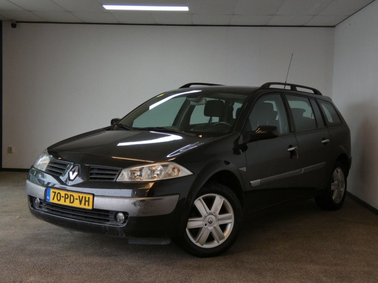 Renault Mégane Grand Tour - 1.6-16V Expr.Comf. Nwe APK - AutoWereld.nl