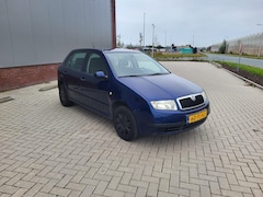 Skoda Fabia - 1.4-16V Choice 107.000 NAP AUTOMAAT AIRCO BLAUW 2004