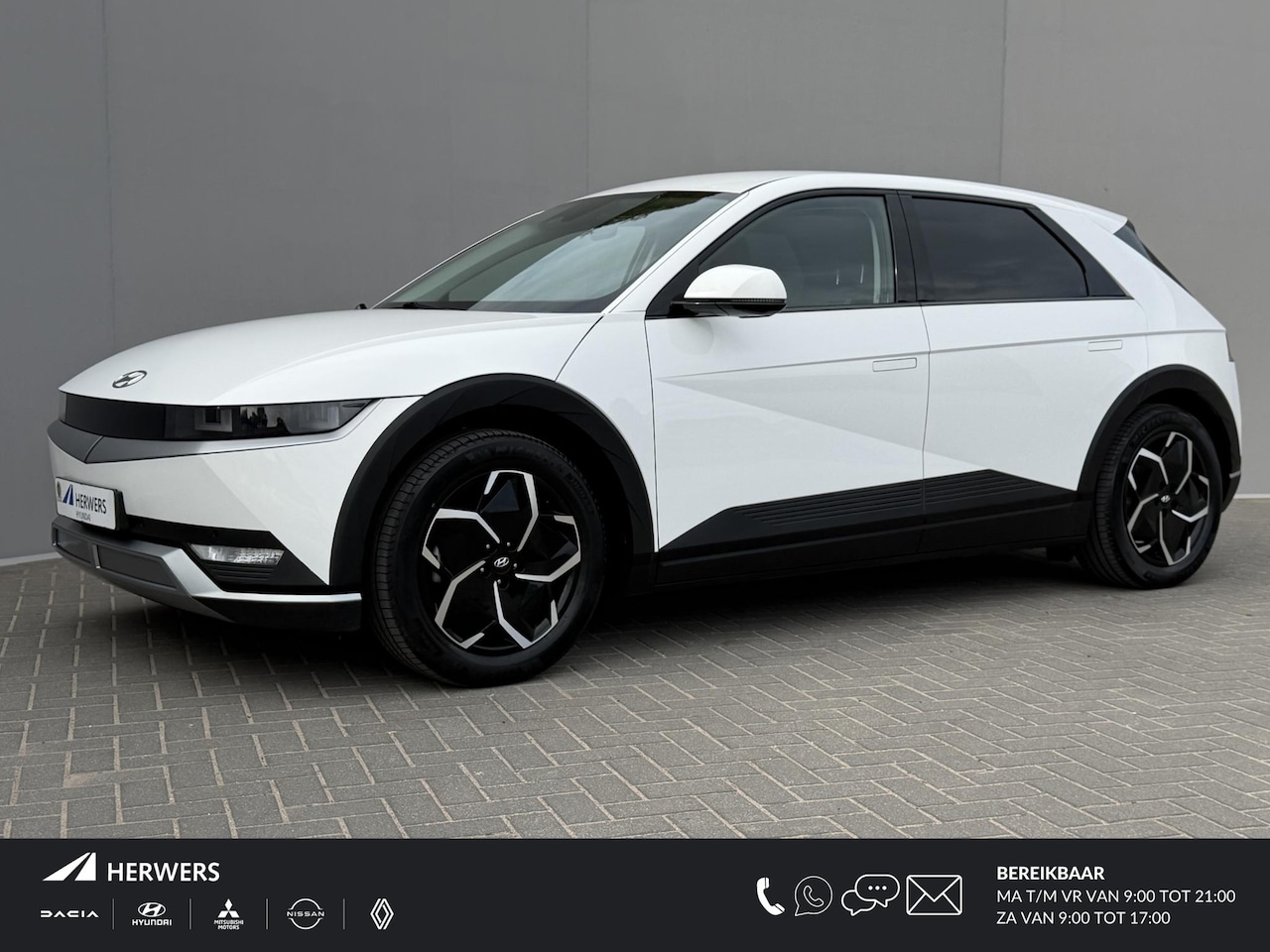 Hyundai IONIQ 5 - Connect 73kWh Automaat / Afneembare trekhaak ( 1.600 kg ) / Warmtepomp / Apple carplay And - AutoWereld.nl
