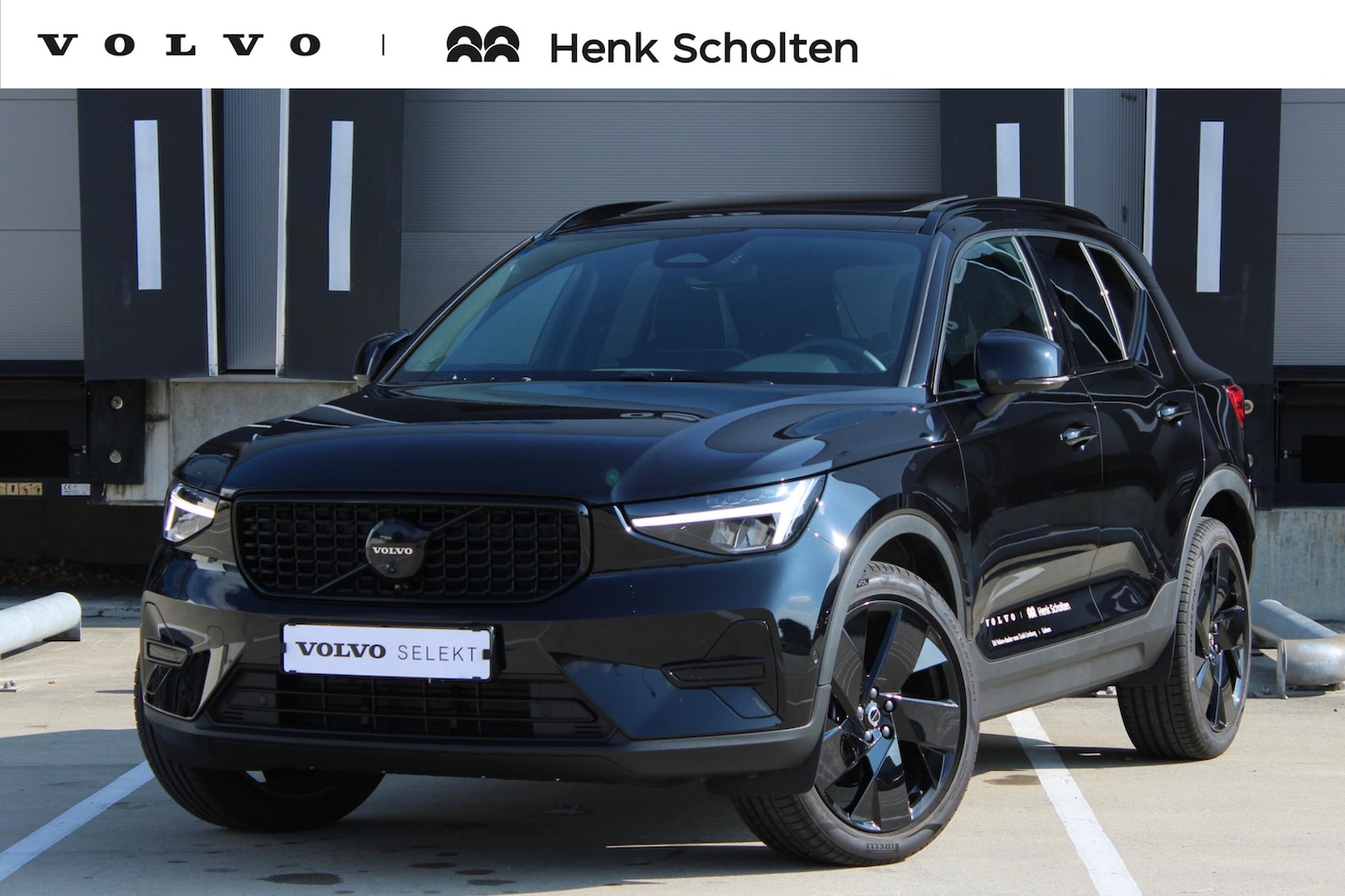 Volvo XC40 - 2.0 B4 Plus Black Edition 2.0 B4 Plus Black Edition - AutoWereld.nl