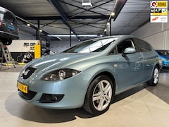 SEAT Leon - 1.4 TSI Stylance/Dealer onderhouden/Trekhaak, apk nw