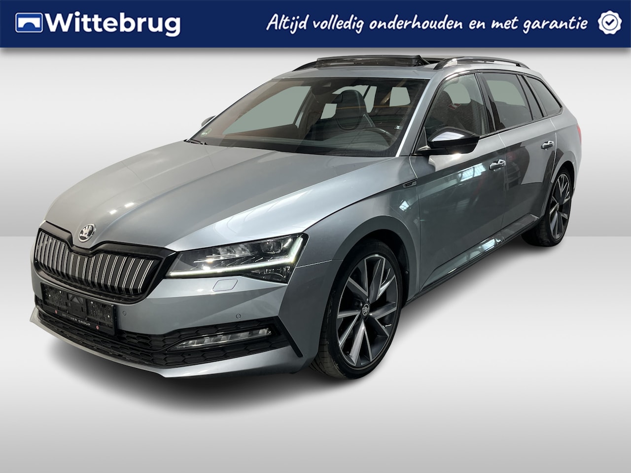 Skoda Superb Combi - 1.4 TSI iV Sportline Business / AUTOMAAT/ PANO/ ELEKTR. STOEL/ ALCANTARA/ DIGITAL DASH/ RI - AutoWereld.nl