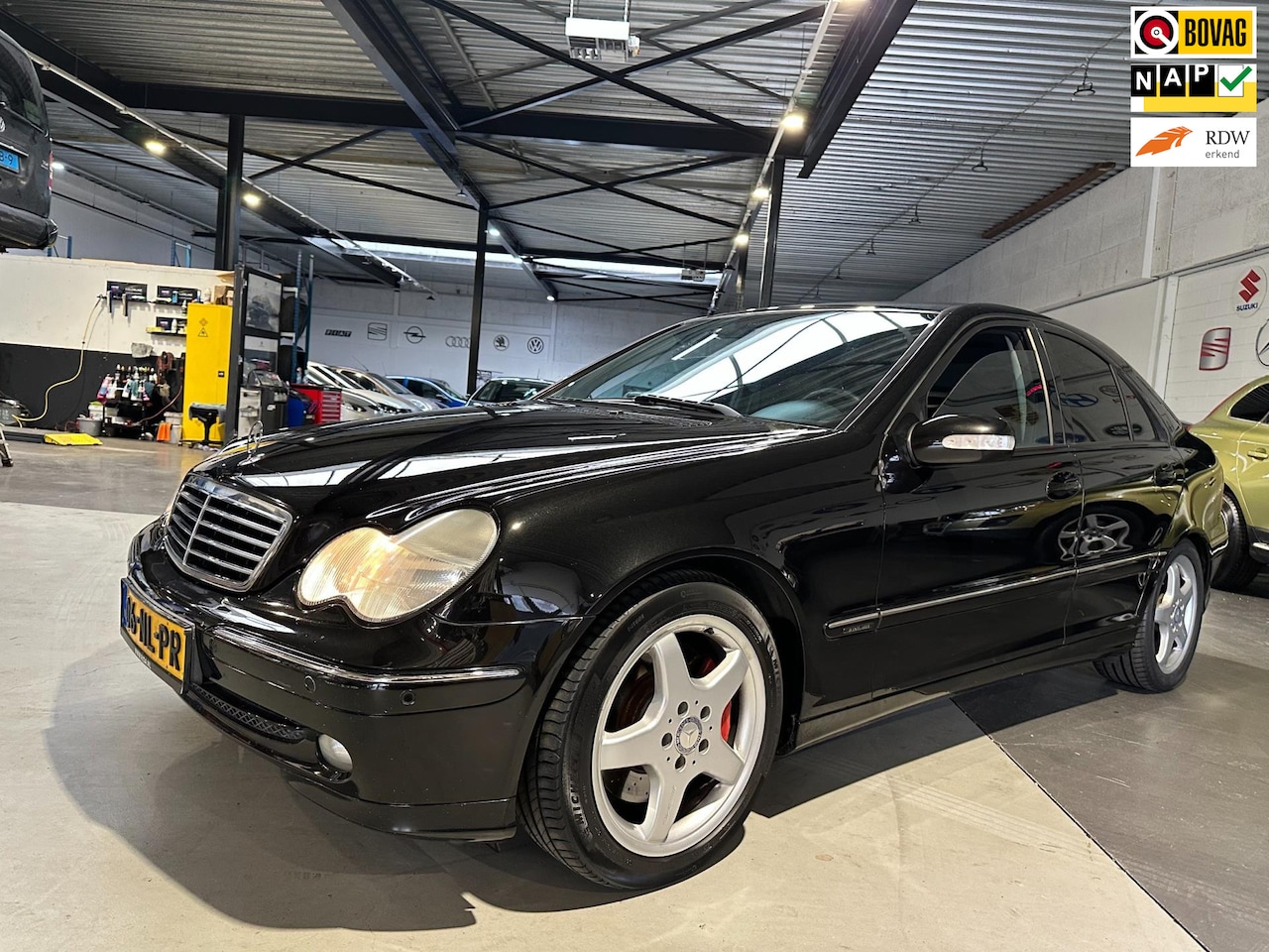 Mercedes-Benz C-klasse - 180 K. Elegance/Leder/Apk nieuw bij aflevering - AutoWereld.nl