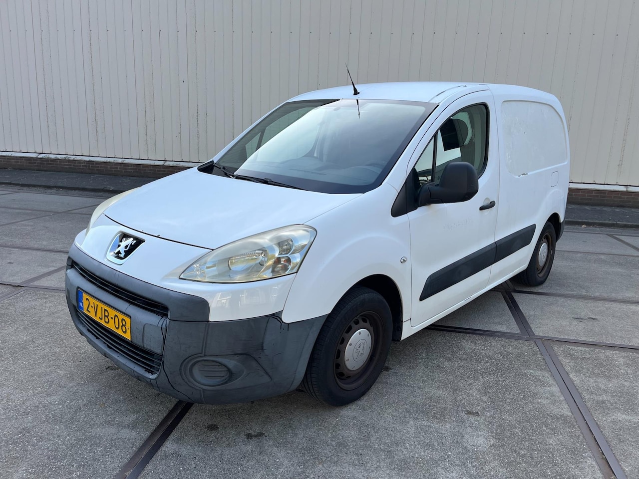 Peugeot Partner - 120 1.6 HDI L1 XT airco - AutoWereld.nl