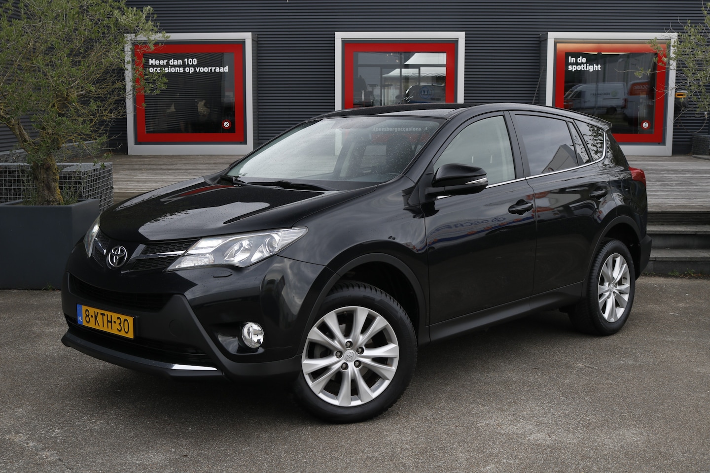 Toyota RAV4 - 2.0 Executive Business 4WD | Trekhaak | - AutoWereld.nl