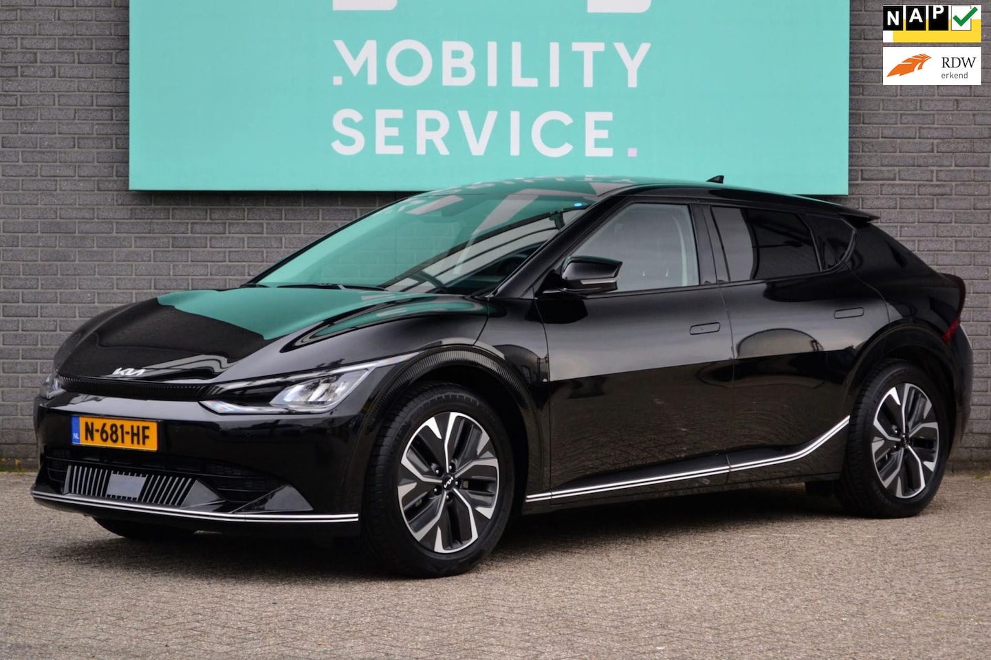 Kia EV6 - Plus 77.4 kWh SOH94% LED Plus Leder Meridian AUT - AutoWereld.nl