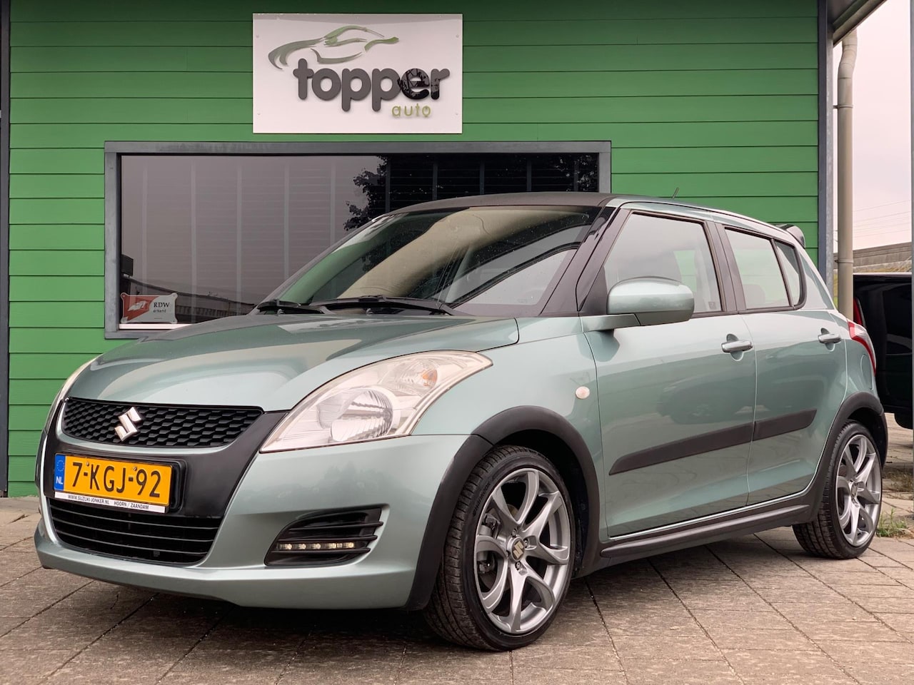 Suzuki Swift - 1.2 Comfort EASSS | Cruise Control | Elektrische Ramen | Airco | - AutoWereld.nl