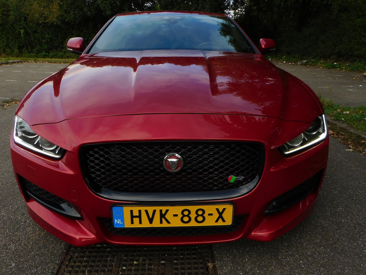 Jaguar XE - 2.0 R-Sport Unieke Uitvoering. enige in NL - AutoWereld.nl