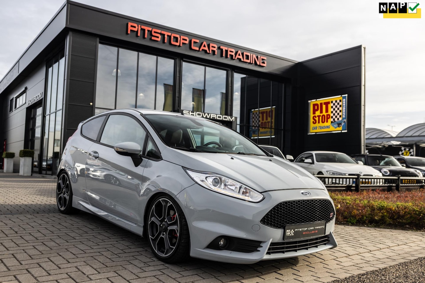 Ford Fiesta - 1.6 ST200, 250pk, Cruise, Sportcat, Cruise, Goed onderhouden! - AutoWereld.nl