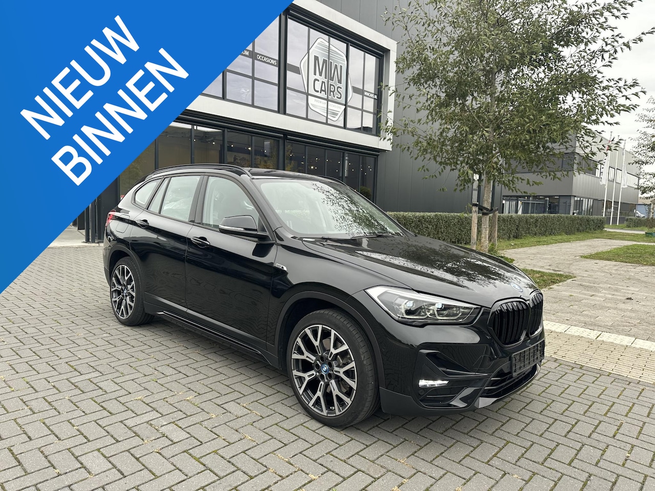 BMW X1 - xDrive25e Sportline - AutoWereld.nl
