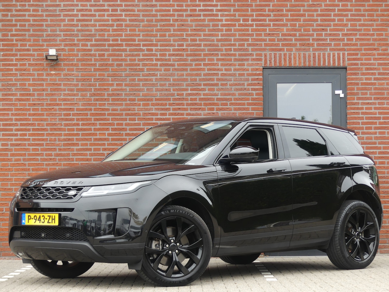 Land Rover Range Rover Evoque - 2.0 P200 AWD R-Dynamic S 360 Camera/LED/PDC - AutoWereld.nl