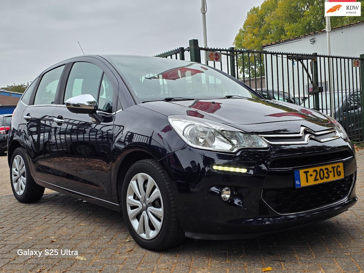 Citroën C3 - 1.2 VTi Exclusive Zeer netjes airco cruis control cv op afs elektrische ramen parkeer sens - AutoWereld.nl