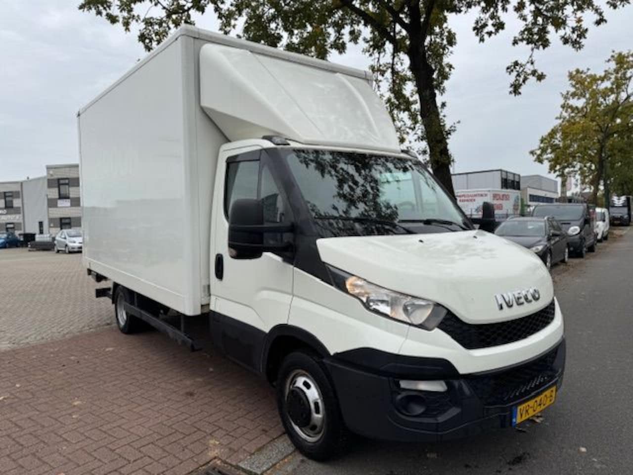 Iveco Daily - 35C15V 3.0 145pk Bakwagen met Laadklep Marge Auto 1e Eigenaar - AutoWereld.nl