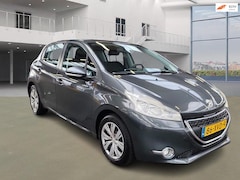 Peugeot 208 - 1.2 VTi Blue Lease