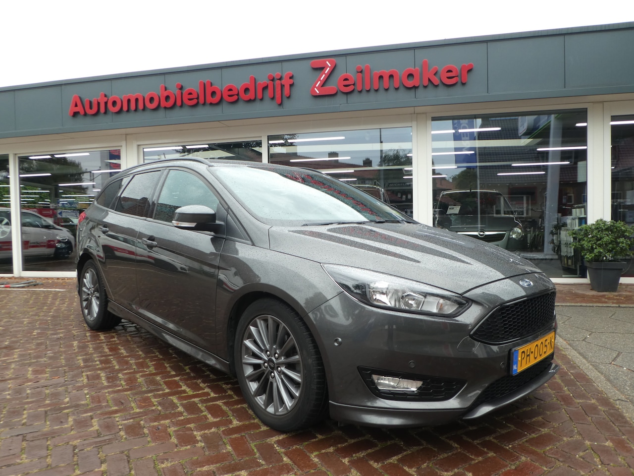 Ford Focus Wagon - 1.5 TDCI ST-Line Automaat - AutoWereld.nl