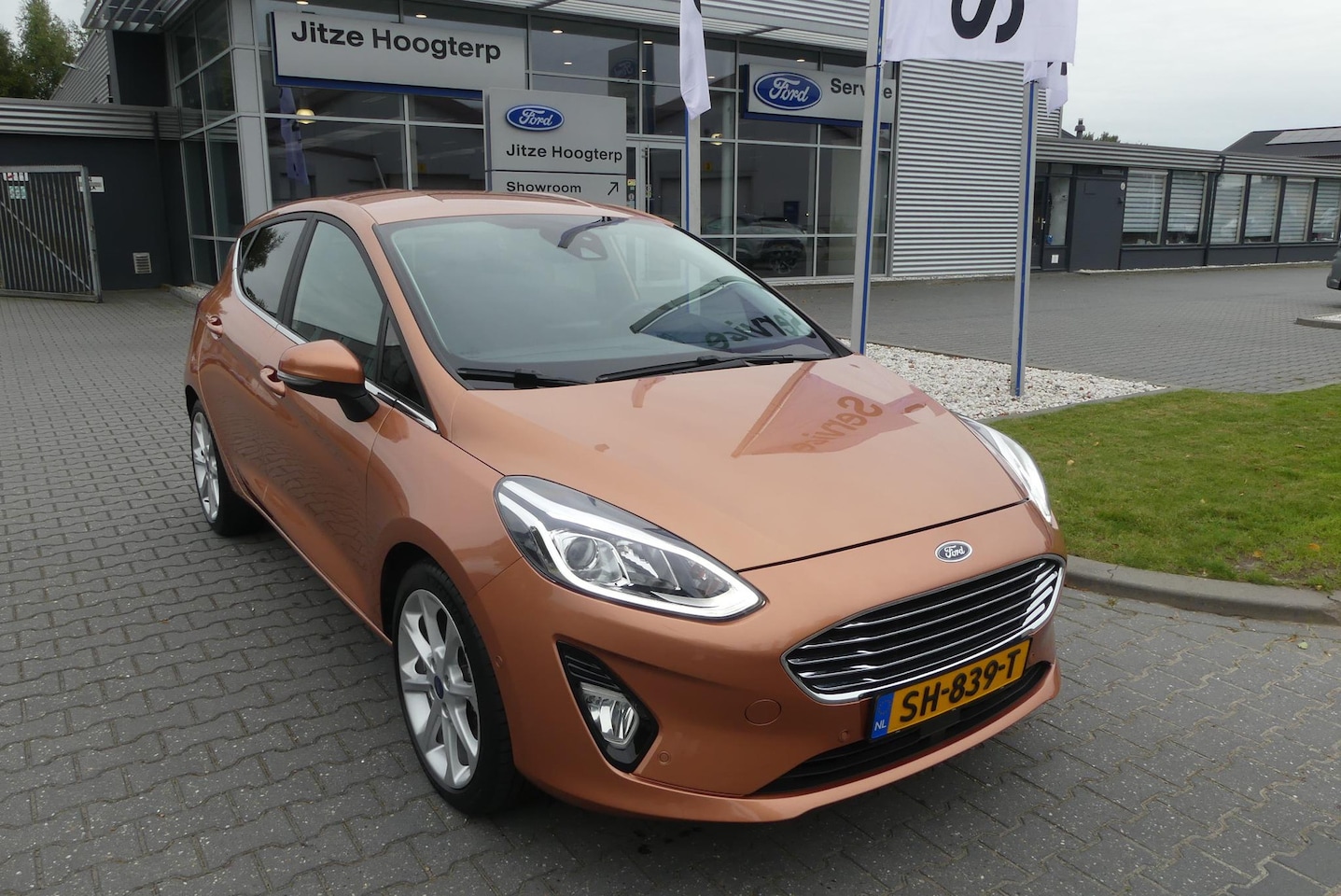 Ford Fiesta - 1.0 EcoBoost Titanium TREKHAAK, B&O, ADAPT. CRUISE, CLIMA, CAMERA, NAVI, LANE ASSIST, 27.8 - AutoWereld.nl