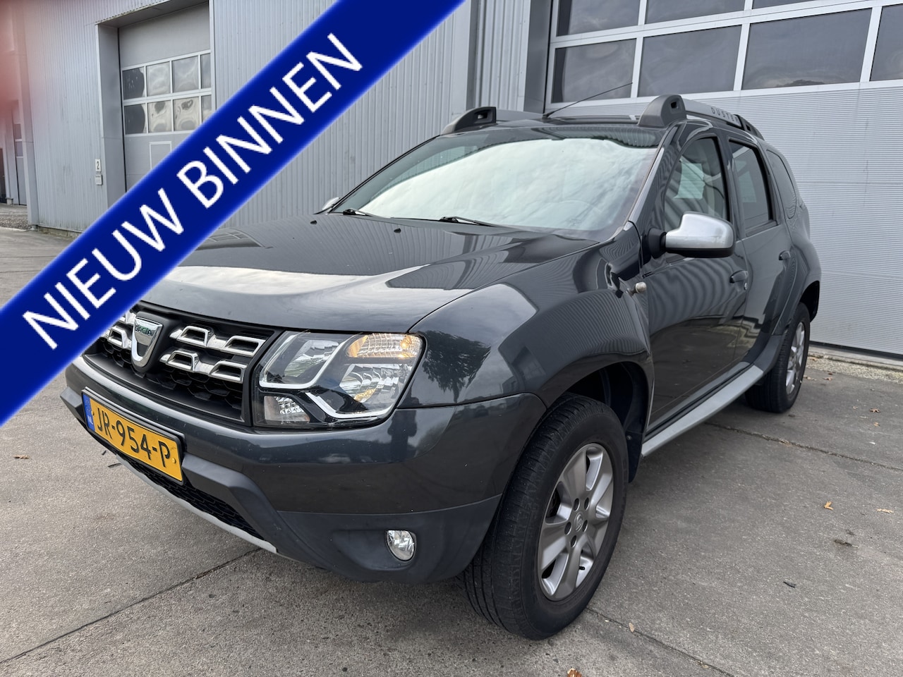 Dacia Duster - 1.2 TCe 4x2 Prestige AIRCO TREKHAAK. NETTE AUTO. - AutoWereld.nl