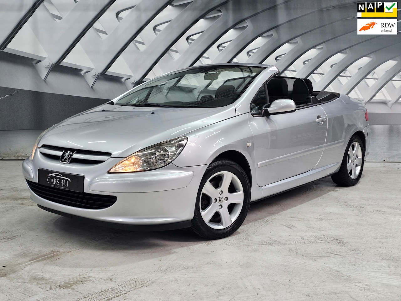 Peugeot 307 CC - 2.0-16V nette auto - AutoWereld.nl