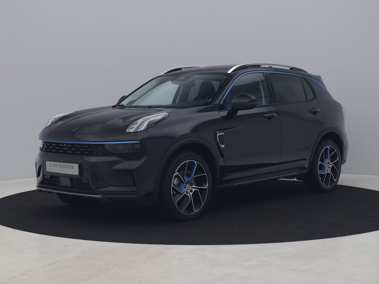 Lynk & Co 01 - 1.5 Plug-in Hybrid | 360° - AutoWereld.nl