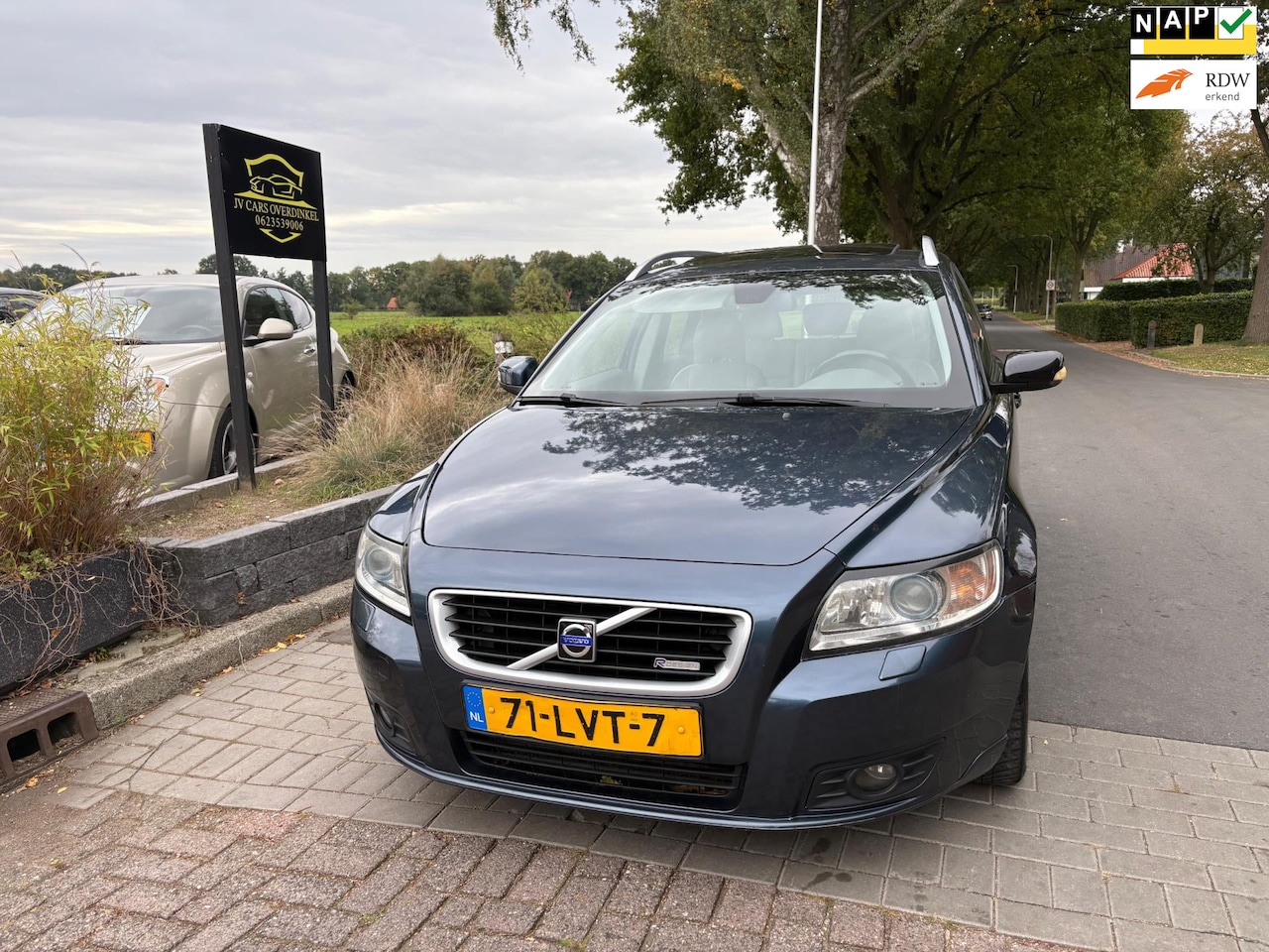 Volvo V50 - 2.0D Summum AUTOMAAT,AIRCO,PDCCRUISE,NAVI,ENZO.. MET APK! - AutoWereld.nl