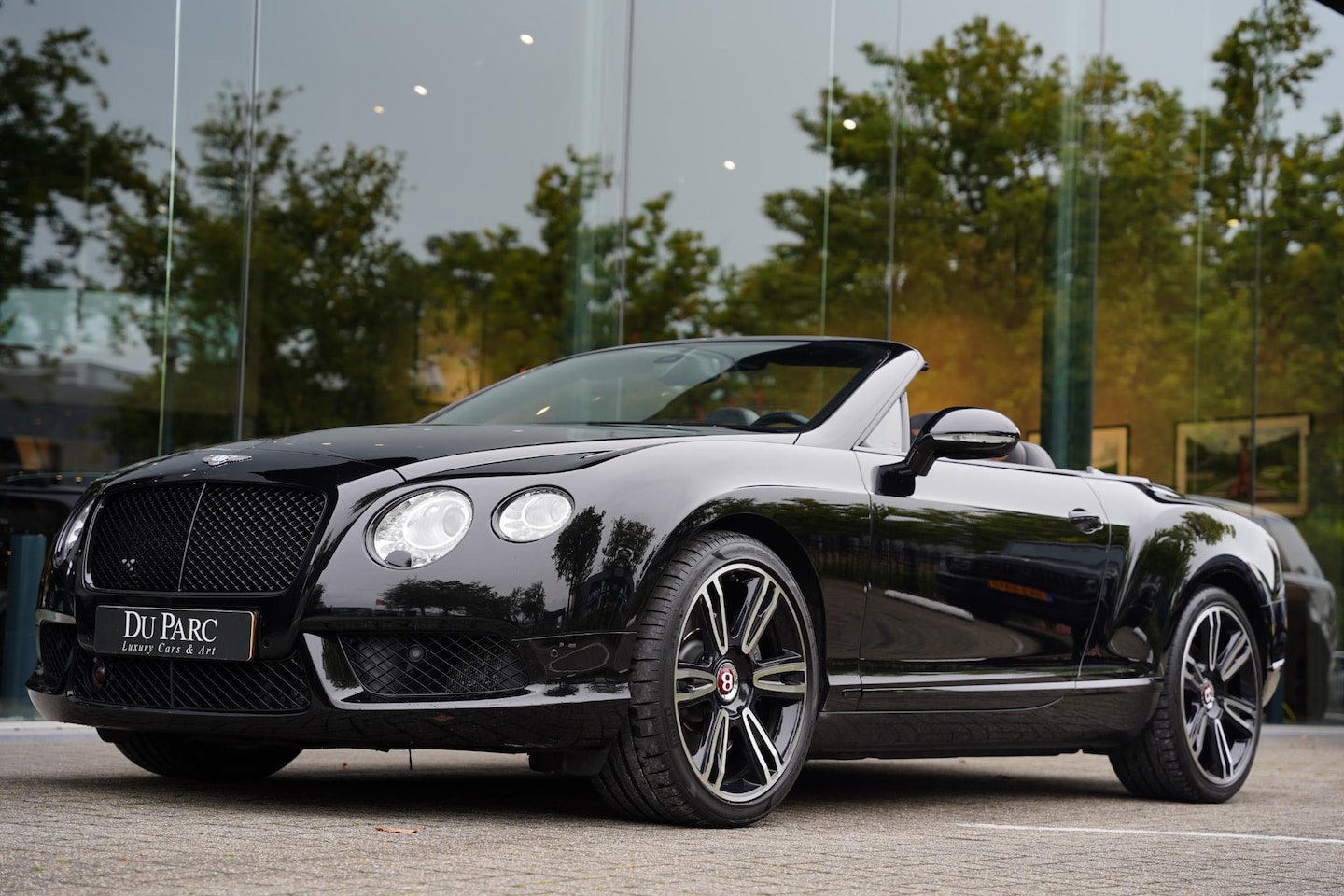 Bentley Continental GTC - 4.0 V8 Mulliner 4.0 V8 Mulliner - AutoWereld.nl