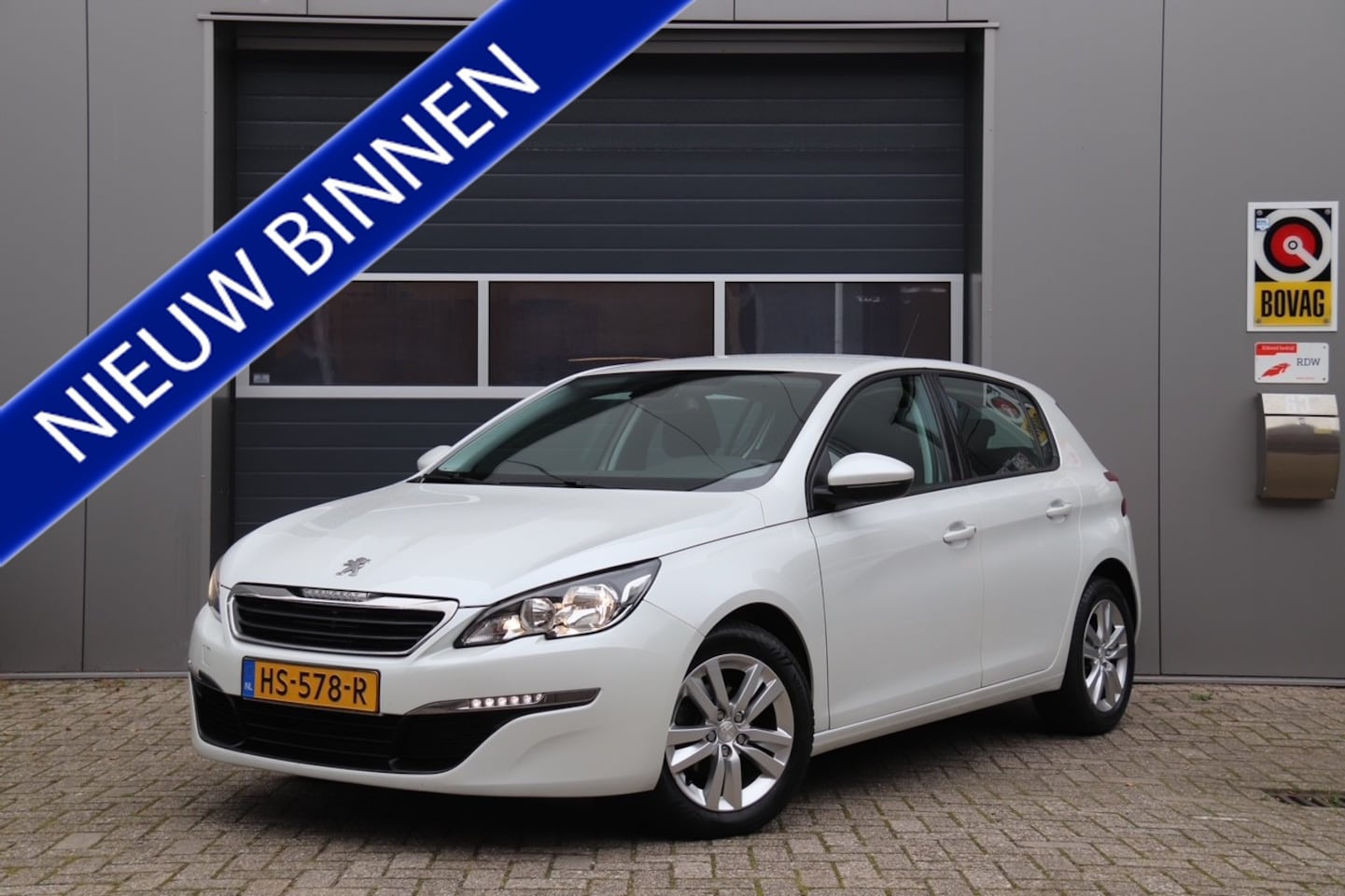 Peugeot 308 - 1.2 PureTech Active 1.2 PureTech Active, Cruise, Parkeerhulp - AutoWereld.nl